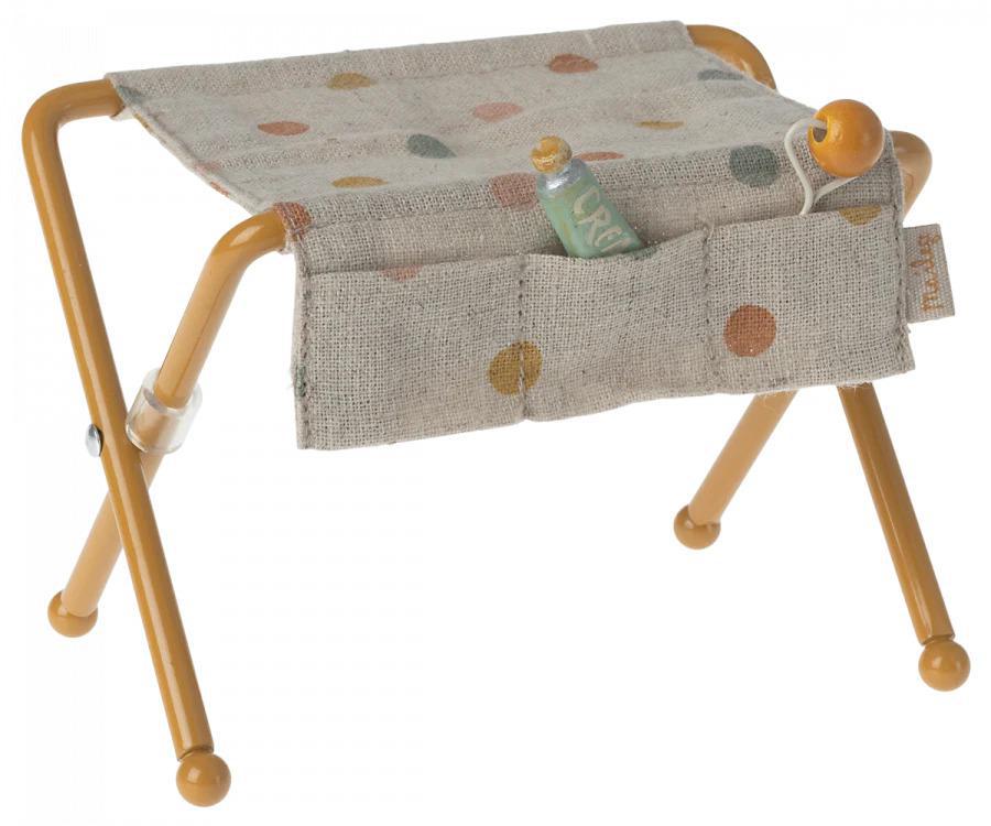 Baby Mouse Nursery Table